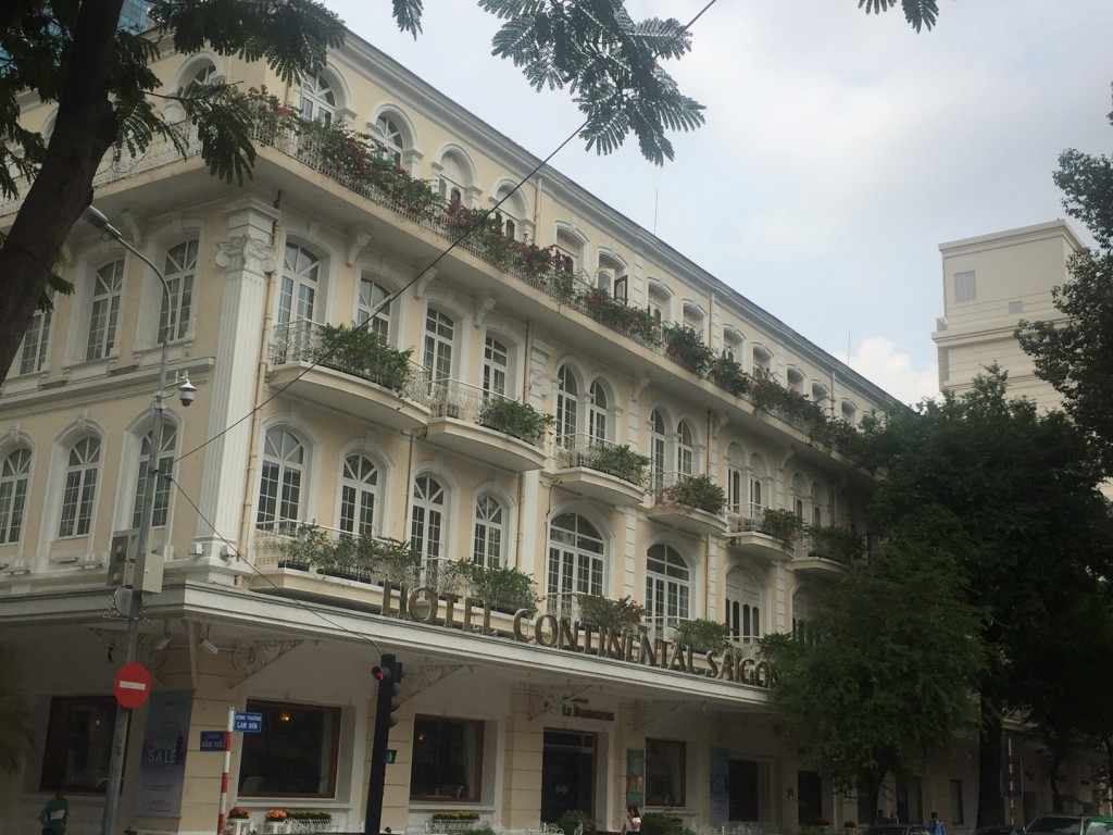 Ein Stück Frankreich in Vietnam: Das Continental Hotel in Ho Chi Minh City. (c) Pohl